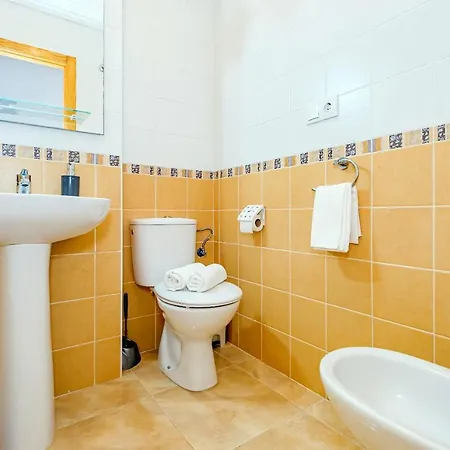 דירה San Miguel 1-4 טורבייחה