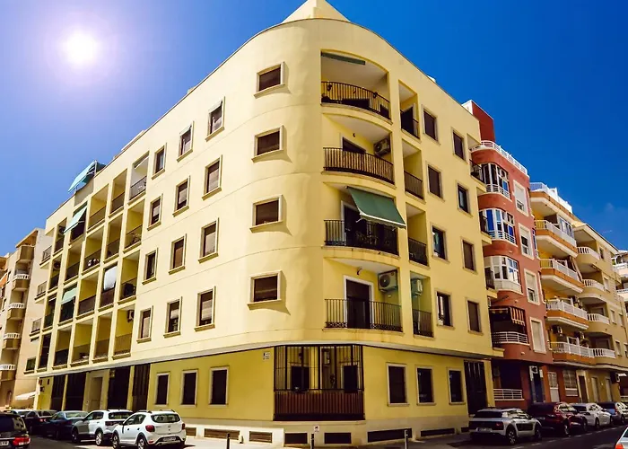 San Miguel 1-4 * Torrevieja